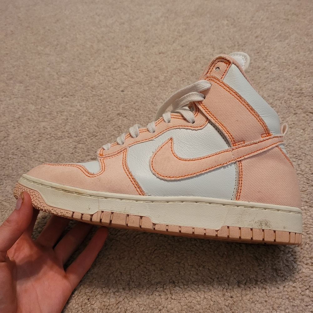 Nike hightop dunks